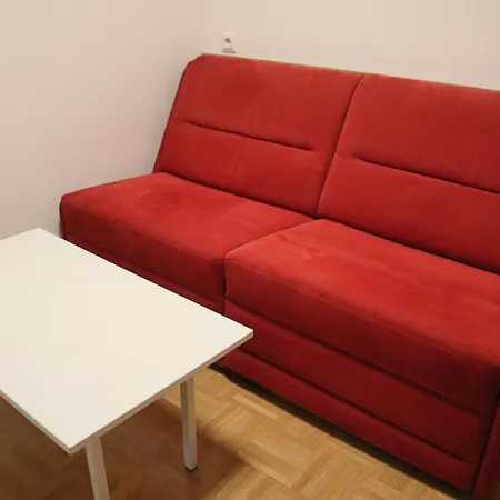 Lilia Apartment *